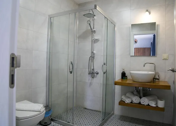 Veria Отель Кешме